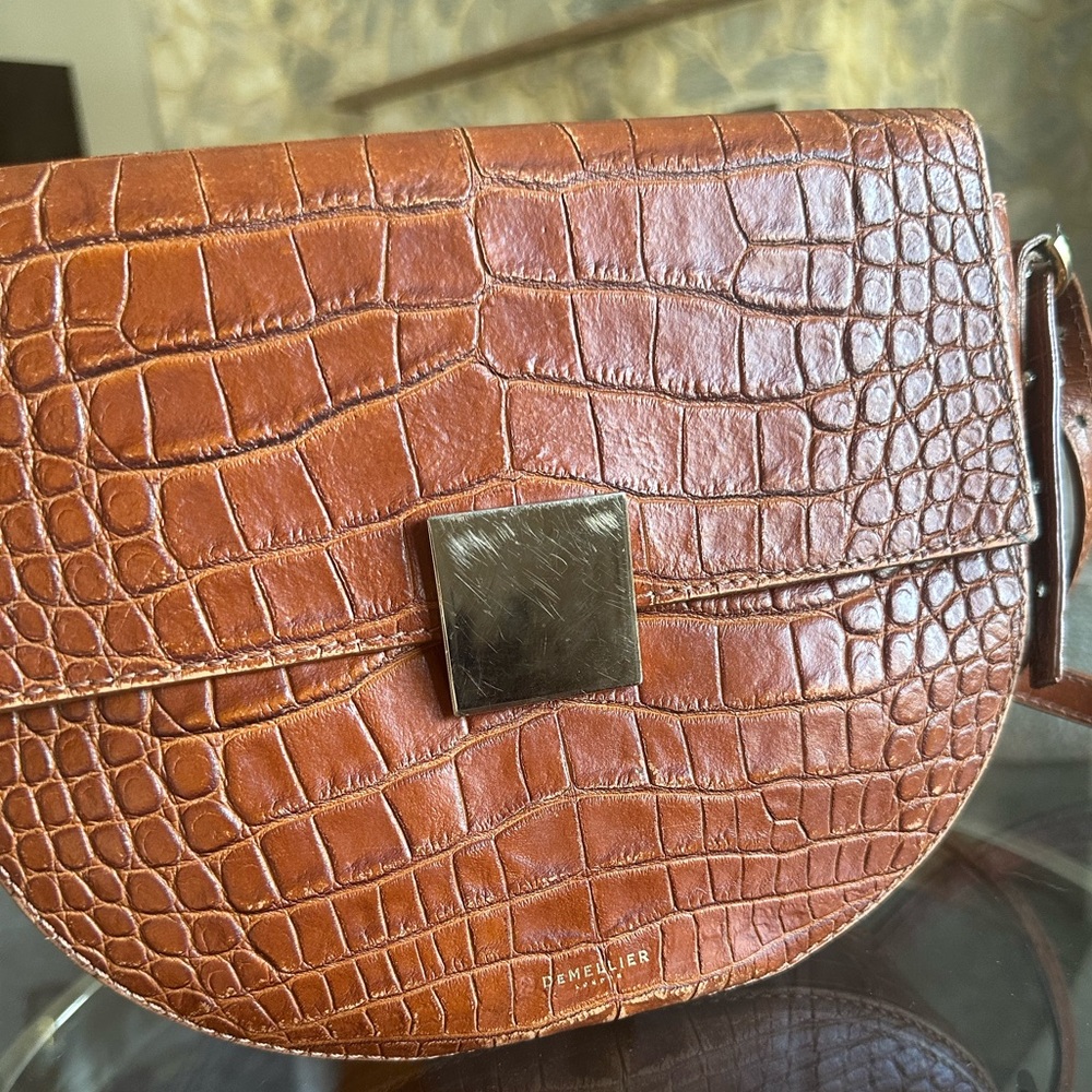 DeMellier The Oslo cognac croc effect